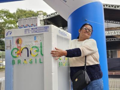 Zete Maria, moradora do Jardim Valentina foi uma contemplada com a nova geladeira