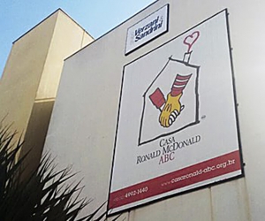 Casa Ronald ABC arrecada doa&ccedil;&otilde;es para bazar beneficente