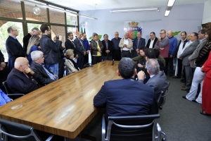 Prefeitura faz conv&ecirc;nio para decorar as ruas para o Natal