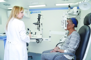 Unidade M&oacute;vel de Oftalmologia oferece exames gratuitos