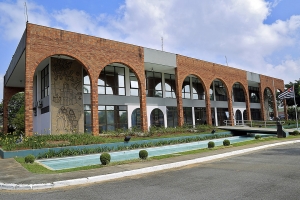 Prefeitura antecipa reajuste no sal&aacute;rio dos servidores municipais