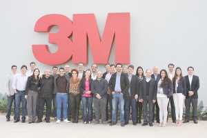 3M abre inscri&ccedil;&otilde;es para os programas de trainee e est&aacute;gio 2017