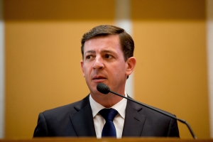 Prefeito Orlando Morando doa parte do sal&aacute;rio para entidades